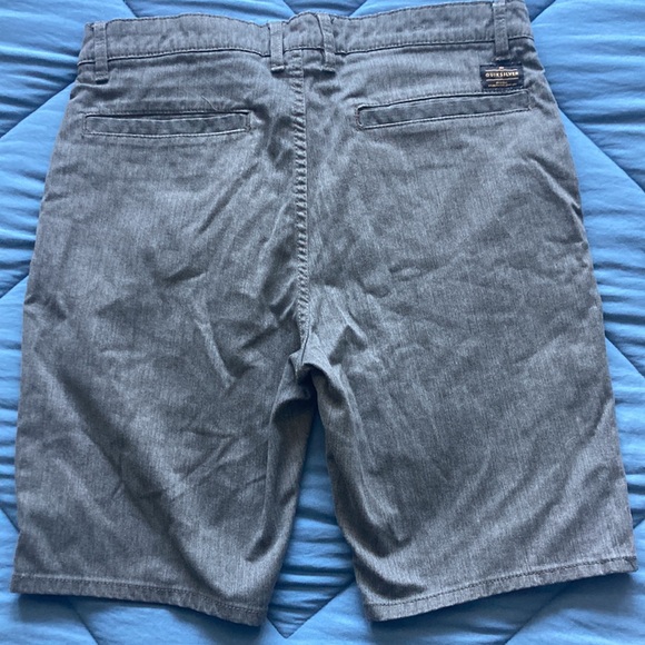 Nice shorts - Picture 3 of 4